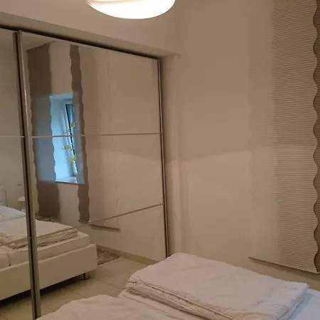 Lejlighed Modernes Appartment, 3 Gehminuten Zum Strand, Pool+sauna *