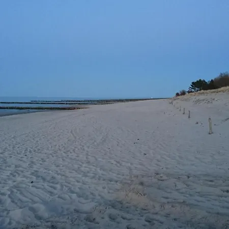 Modernes Appartment, 3 Gehminuten Zum Strand, Pool+sauna * Zempin