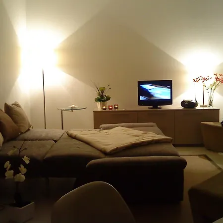 Modernes Appartment, 3 Gehminuten Zum Strand, Pool+sauna *