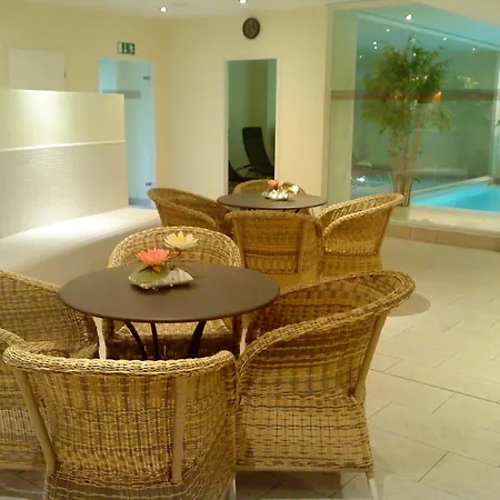 Modernes Appartment, 3 Gehminuten Zum Strand, Pool+sauna Lejlighed Zempin